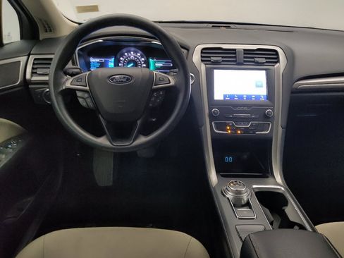 Used 2020 Ford Fusion S image 22