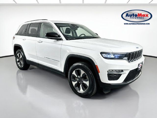 Used 2023 Jeep Grand Cherokee 4WD 4xe image 1