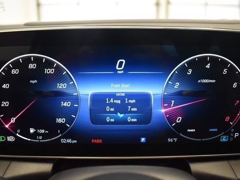 Used 2023 Mercedes-Benz GLC 300 4MATIC image 25