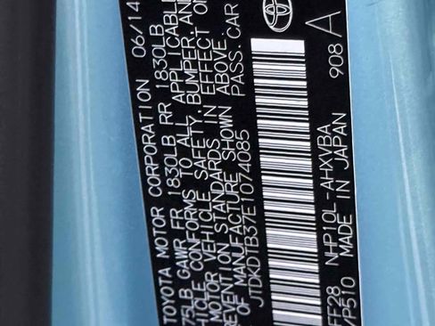 Used 2014 Toyota Prius C Two image 75