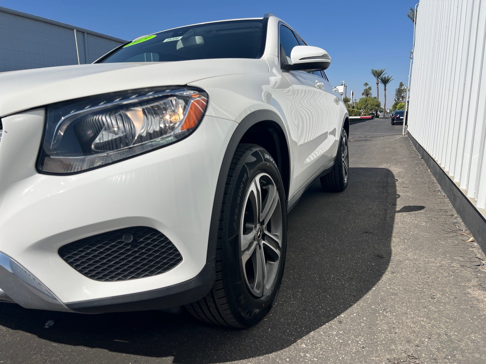 Used 2019 Mercedes-Benz GLC 300 4MATIC image 9