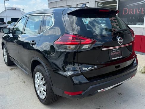 Used 2019 Nissan Rogue S AWD/4WD image 4