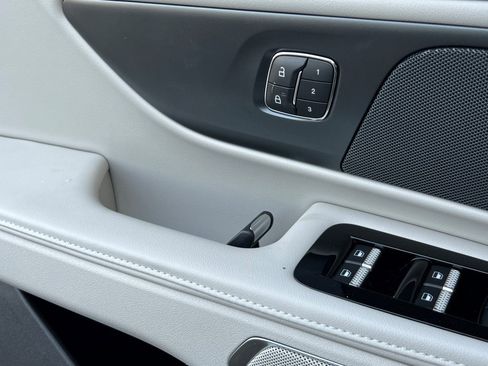 New 2026 Lincoln Nautilus Premier w/ Equipment Group 102A image 22