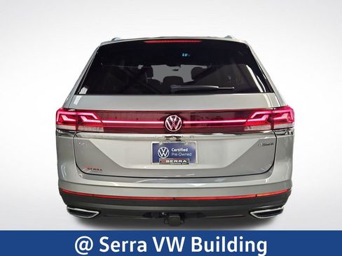 Used 2024 Volkswagen Atlas SEL AWD/4WD image 4