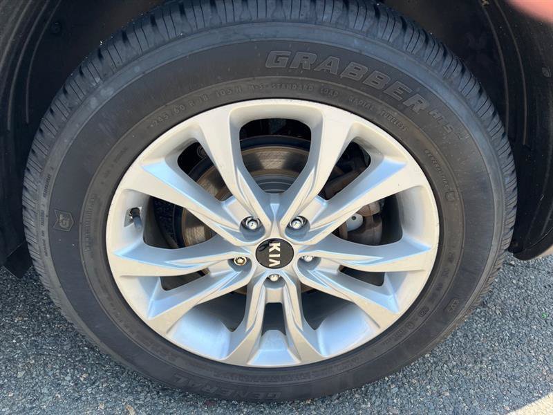 Used 2020 Kia Telluride LX AWD/4WD image 7