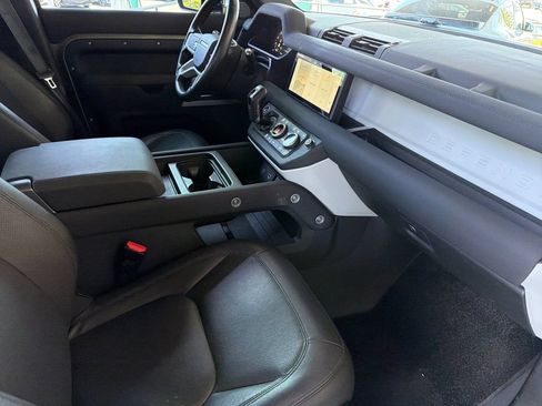 Used 2023 Land Rover Defender 110 S AWD/4WD image 16