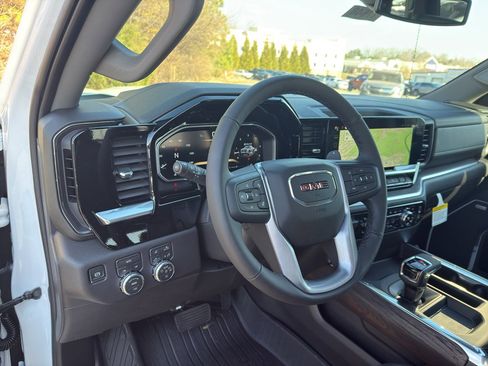 New 2026 GMC Sierra 1500 SLT w/ SLT Convenience Package image 24
