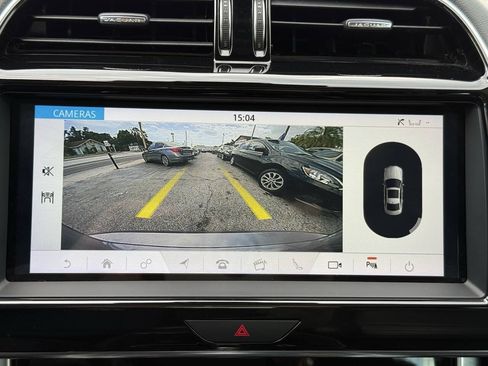Used 2020 Jaguar XE S RWD image 17