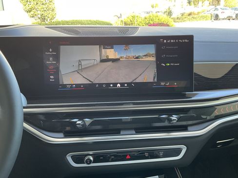 New 2026 BMW X5 xDrive50e image 17