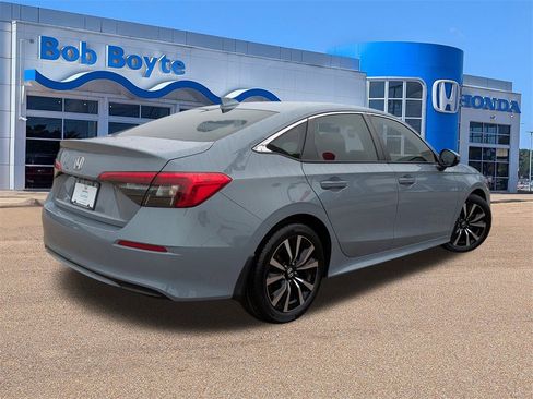 Certified 2024 Honda Civic EX image 5