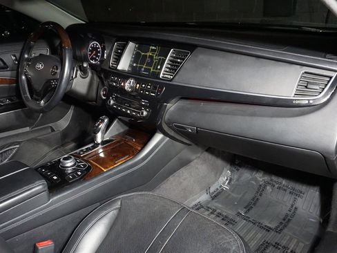 Used 2016 Kia K900 Luxury RWD image 17