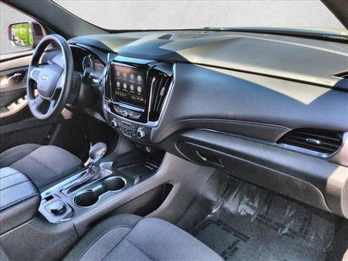Used 2023 Chevrolet Traverse LT w/ LPO, Floor Liner Package AWD/4WD image 29
