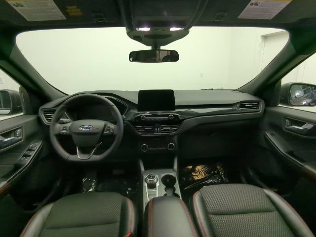 Used 2025 Ford Escape ST-Line AWD/4WD image 22