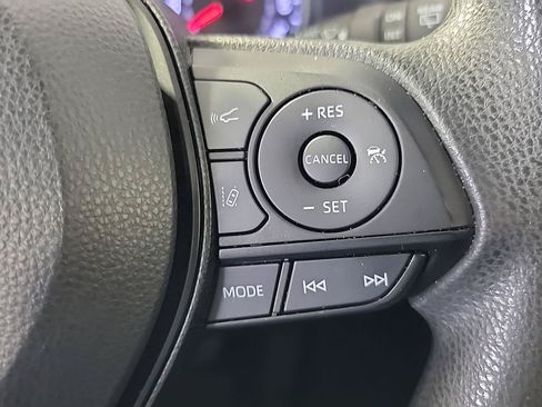 Used 2019 Toyota RAV4 XLE w/ All Weather Liner Package AWD/4WD image 25