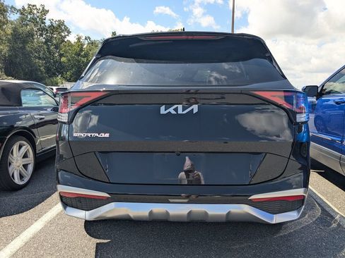 Used 2025 Kia Sportage SX FWD image 5