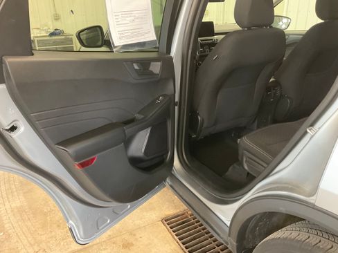 Certified 2023 Ford Escape Active AWD/4WD image 19