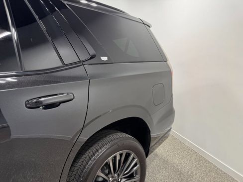 Used 2024 Cadillac Escalade V w/ Heavy-Duty Trailer Package AWD/4WD image 9