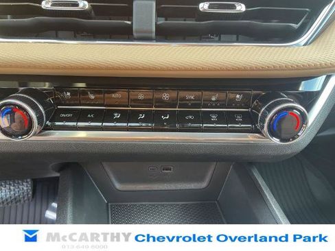 New 2026 Chevrolet Equinox ACTIV w/ Convenience Package III AWD/4WD image 28