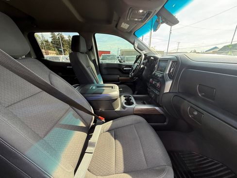 Used 2020 Chevrolet Silverado 1500 RST w/ True North Edition AWD/4WD image 9