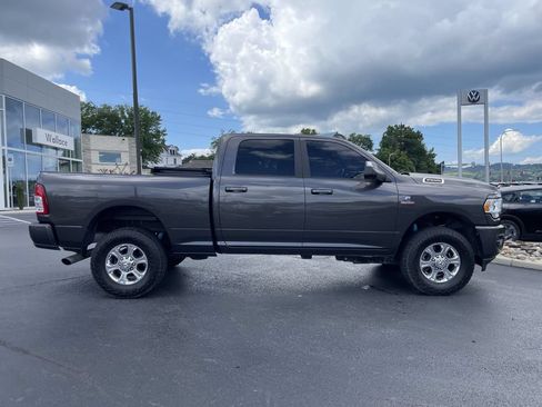 Used 2021 RAM 2500 Big Horn w/ Level 1 Equipment Group AWD/4WD image 4