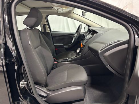 Used 2016 Ford Focus SE w/ Interior Protection Package image 15