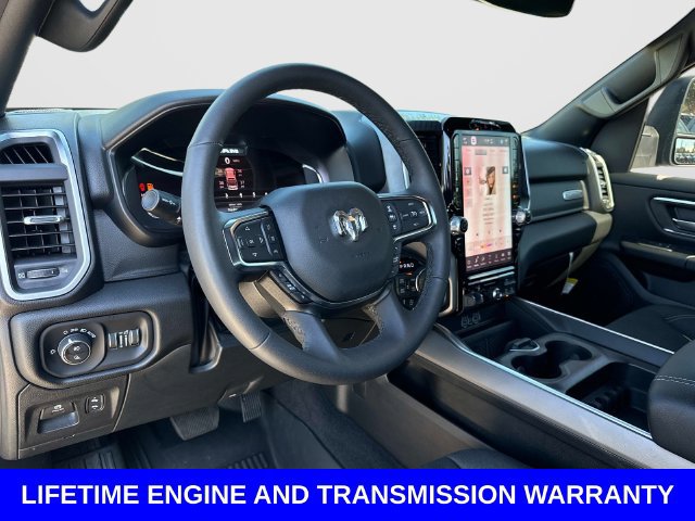 Used 2025 RAM 1500 Big Horn AWD/4WD image 33