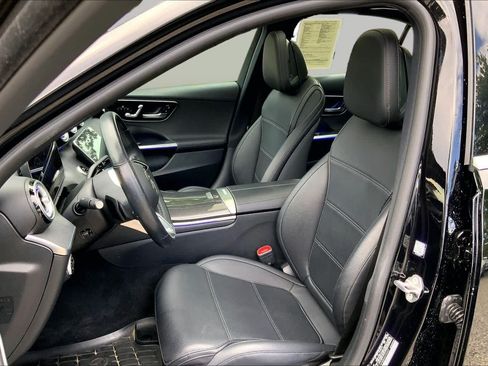 Used 2022 Mercedes-Benz C 300 4MATIC Sedan image 9