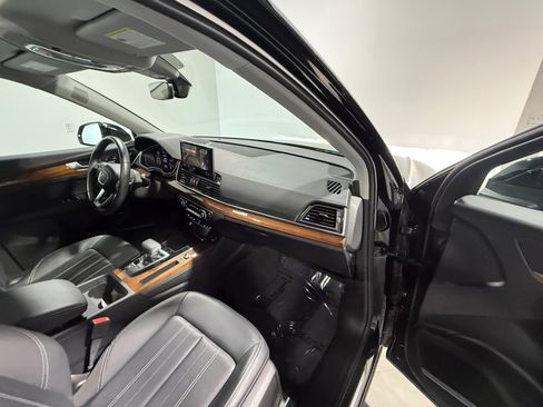 Used 2023 Audi Q5 2.0T Premium Plus w/ Premium Plus Package AWD/4WD image 39