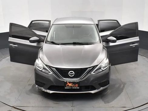 Used 2019 Nissan Sentra SV FWD image 10