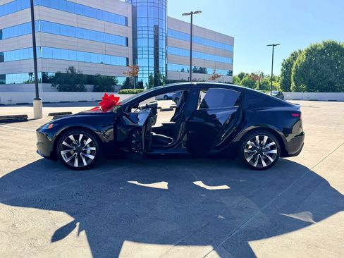 Used 2024 Tesla Model 3 Standard Range RWD image 59