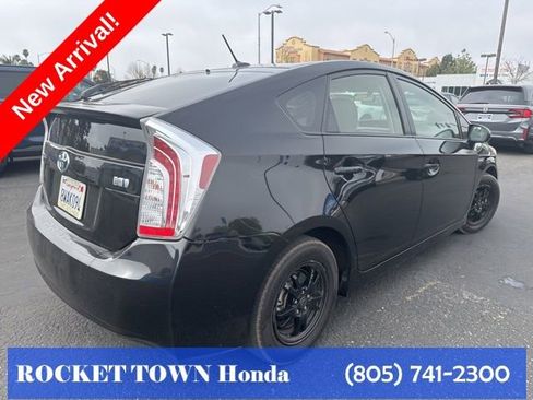 Used 2015 Toyota Prius Three image 5