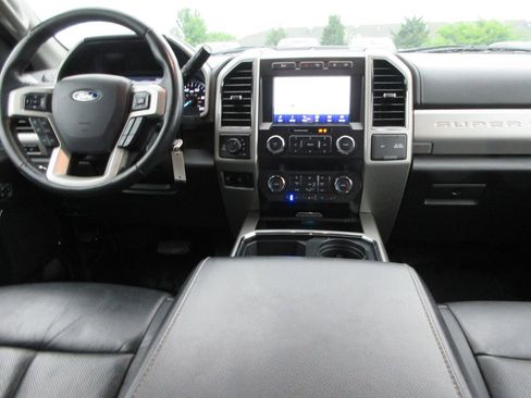 Used 2020 Ford F250 Lariat w/ Chrome Package AWD/4WD image 20