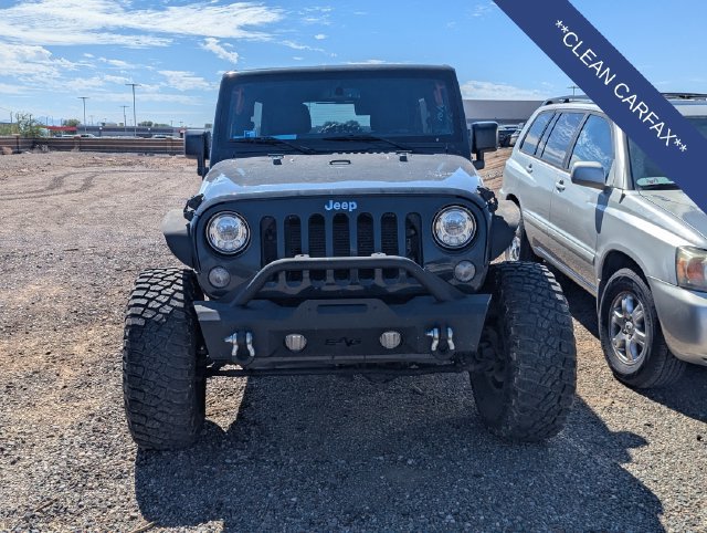 Used 2017 Jeep Wrangler Unlimited Rubicon w/ Connectivity Group AWD/4WD image 2