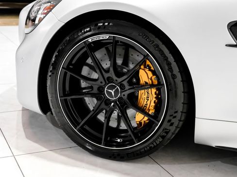 Used 2018 Mercedes-Benz AMG GT R image 41