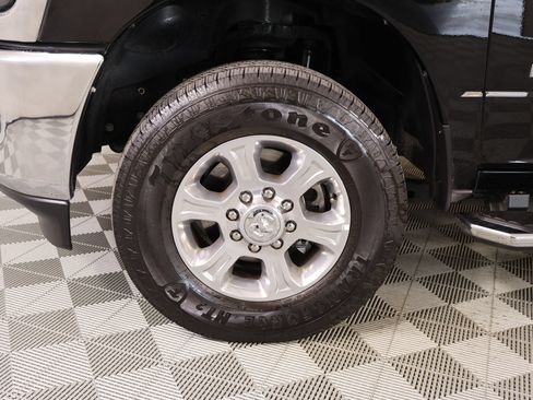 Used 2026 RAM 2500 Big Horn AWD/4WD image 17