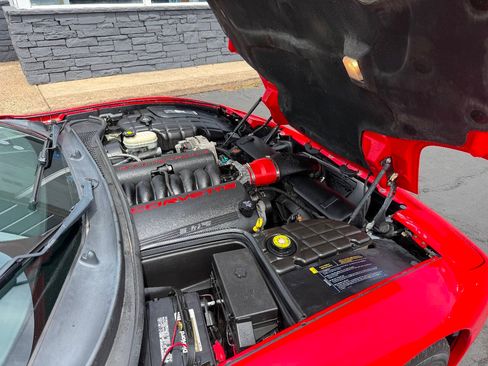 Used 2003 Chevrolet Corvette Coupe w/ Preferred Equipment Group RWD image 32