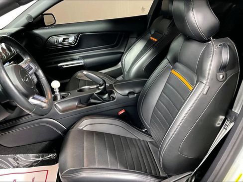 Used 2021 Ford Mustang Mach 1 w/ Mach 1 Handling Package RWD image 13