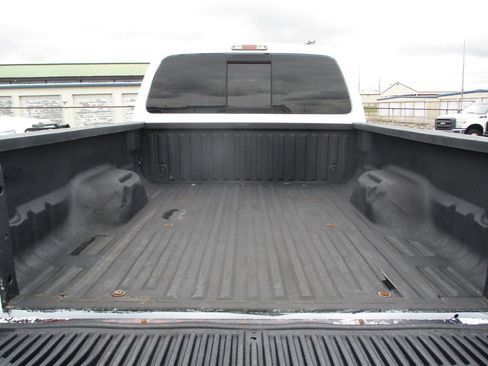 Used 2015 Ford F250 Lariat w/ Lariat Ultimate Package image 22