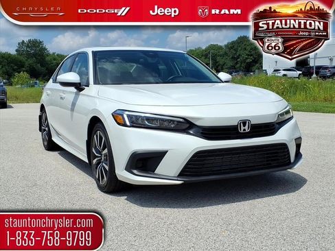 Used 2024 Honda Civic EX image 1