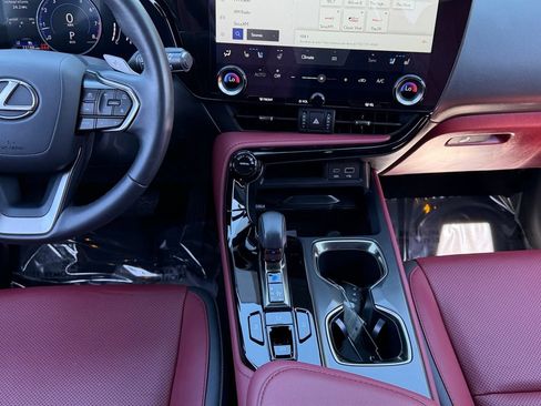 Certified 2025 Lexus NX 250 FWD w/ Cold Area Package image 14