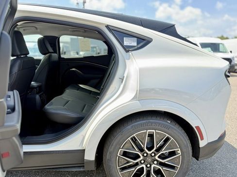 New 2025 Ford Mustang Mach-E Premium image 30