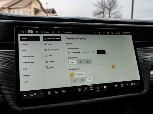 Used 2022 Rivian R1T Adventure image 28