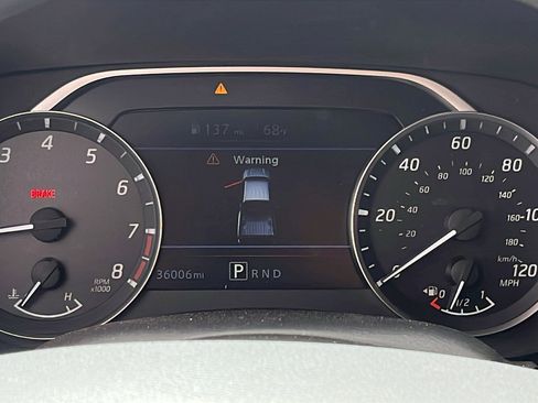 Used 2022 Nissan Frontier SV image 14