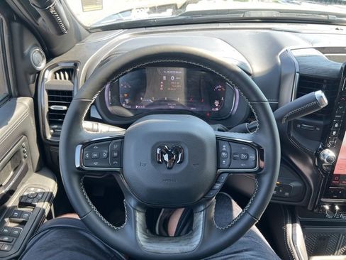 Used 2025 RAM 2500 Limited image 21