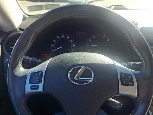 Used 2011 Lexus IS 250C image 19