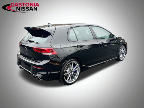 Used 2024 Volkswagen Golf R image 9