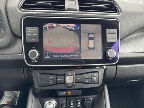 Used 2024 Nissan Leaf SV Plus FWD image 28