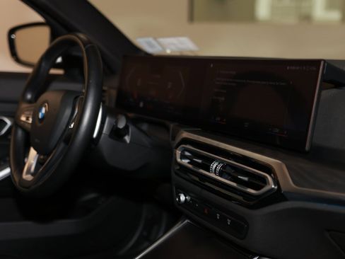 Used 2024 BMW 330i xDrive 330i xDrive image 18