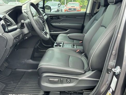 New 2026 Honda Odyssey Elite image 4