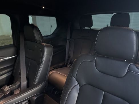 Used 2025 Jeep Grand Cherokee L Limited w/ Black Appearance Package image 6